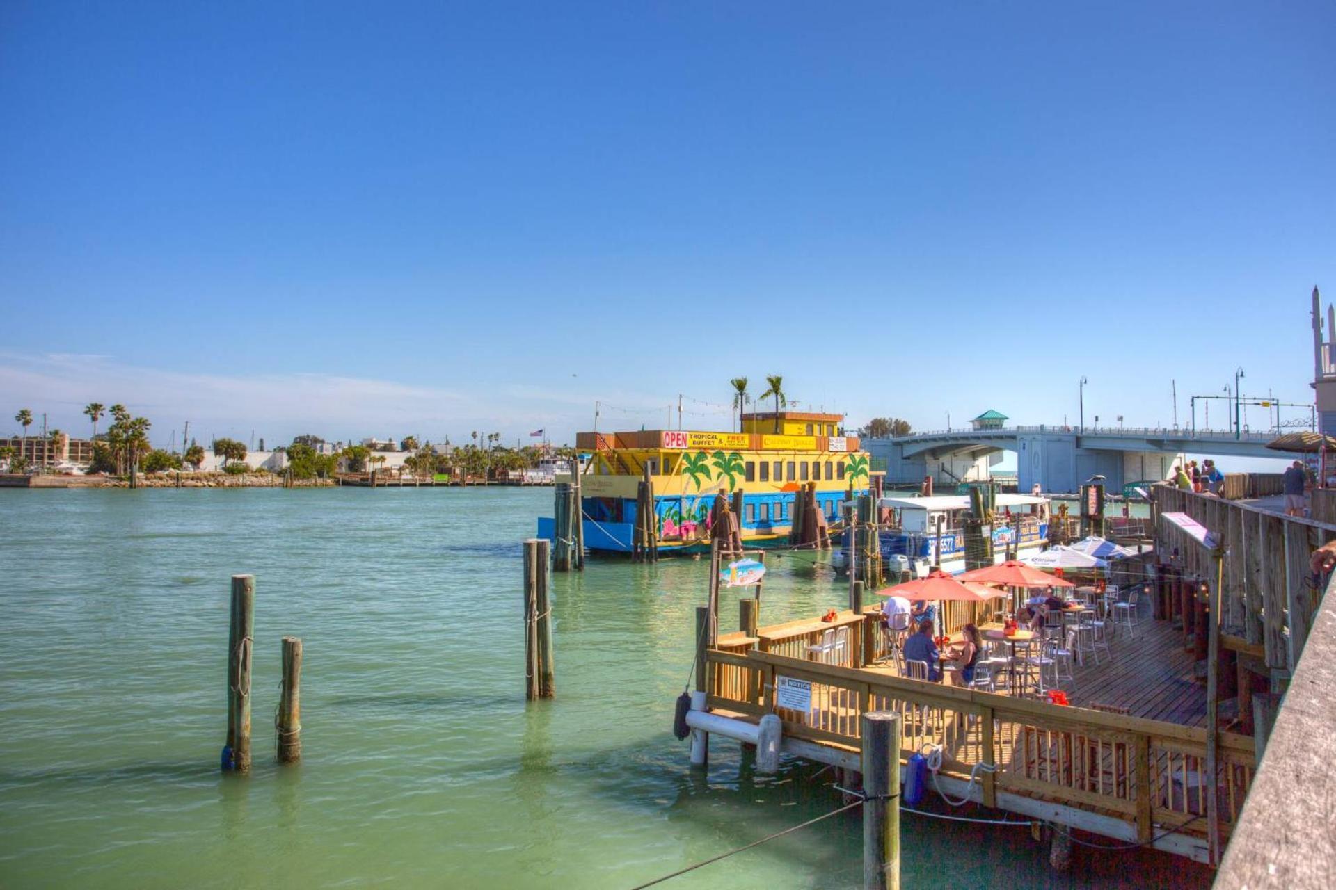 1-306 - Ocean Sands Villa St. Pete Beach Exterior photo